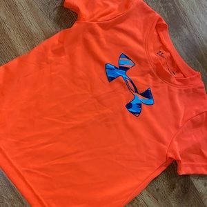 18m under armour shirt.